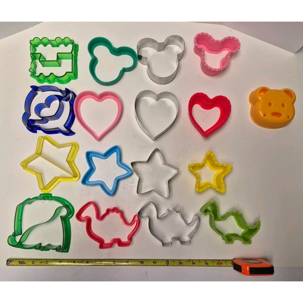 Plastic & Metal Sandwich Cutters/Seal sandwich Kids Lunch
